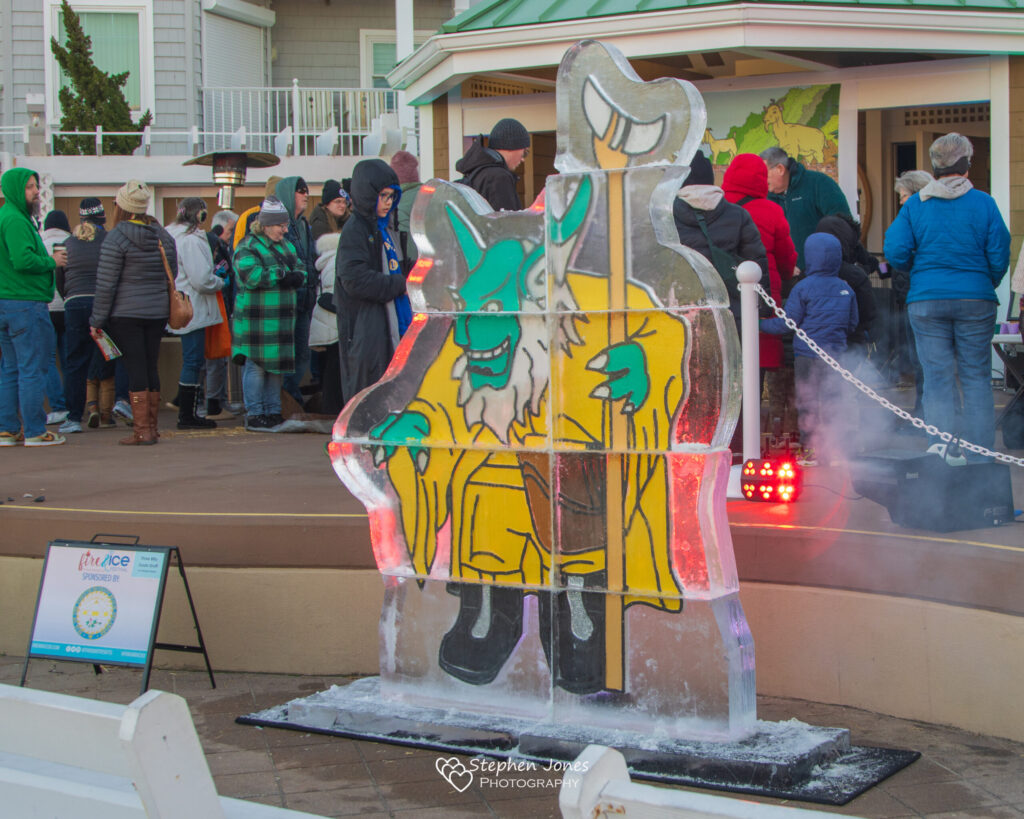 a crowd of people standing around a building