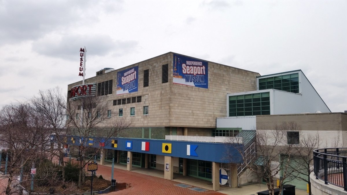 1 Exterior Indpendence Seaport Museum 3