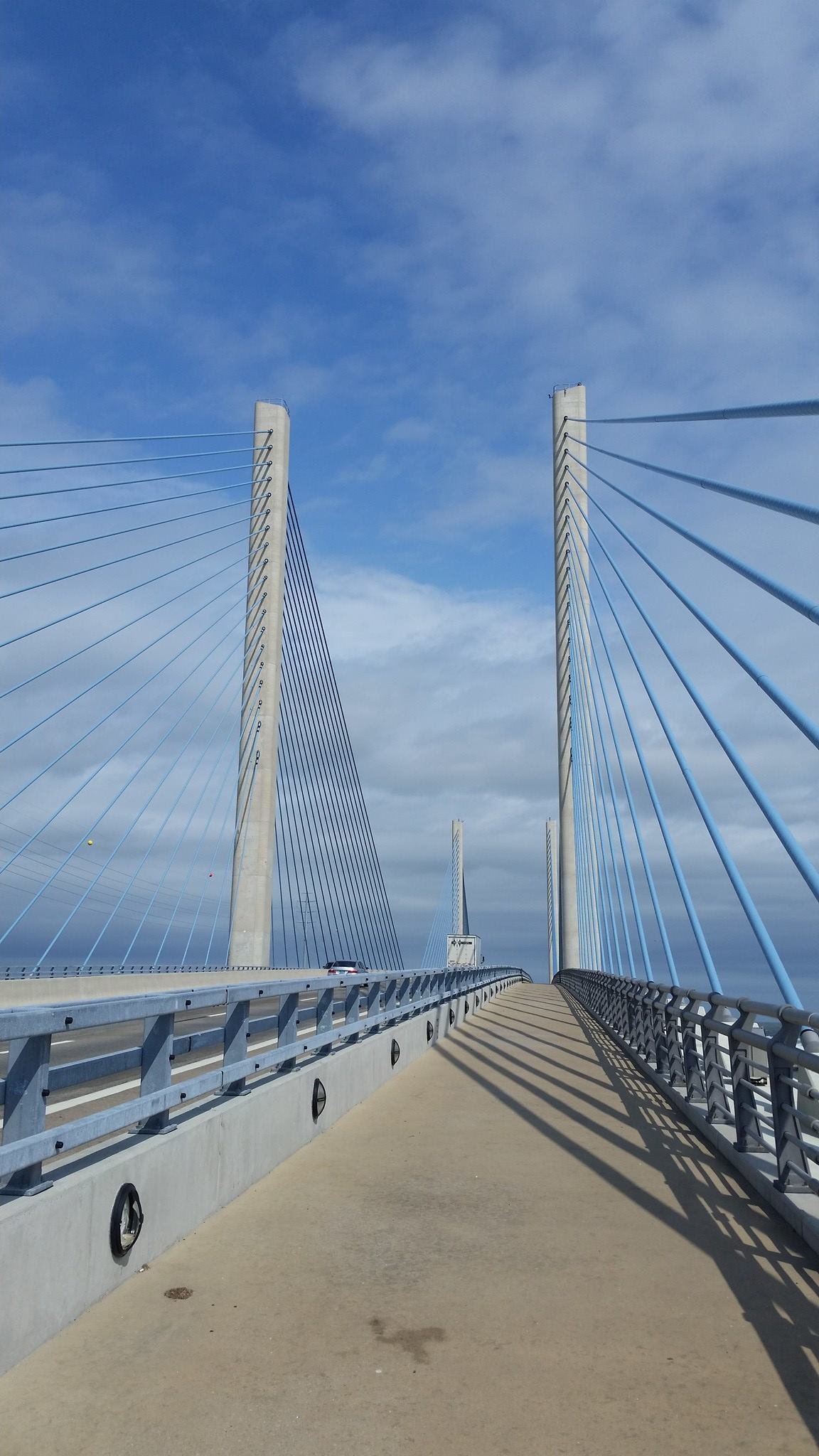 Iri Bridge Walk