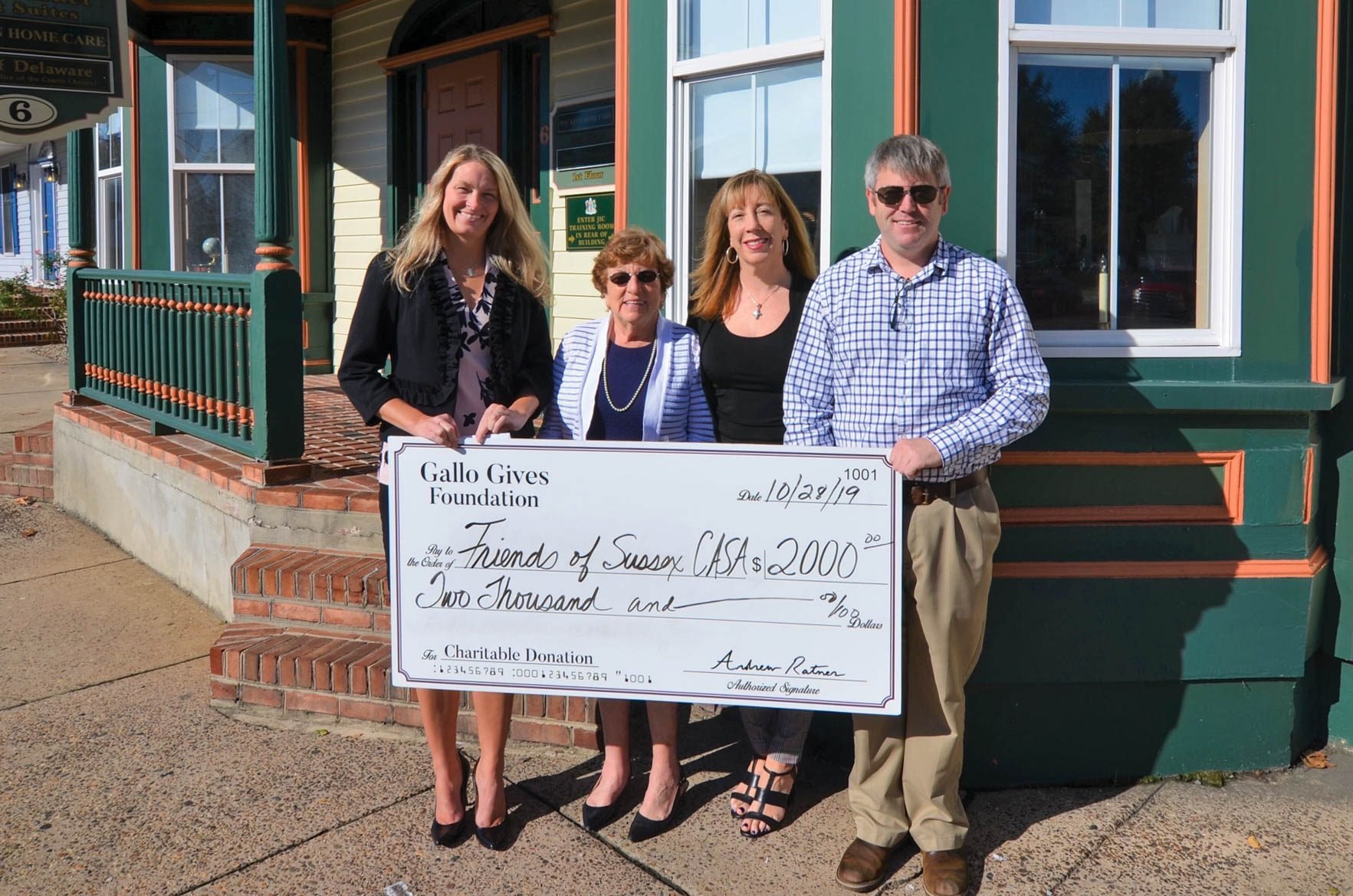 the-gallo-gives-foundation-awards-community-donations-4