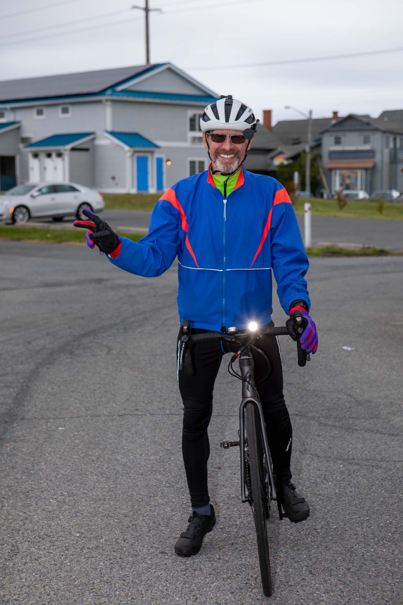 OceantoBayBikeTour2026_MichMallonPhoto-055