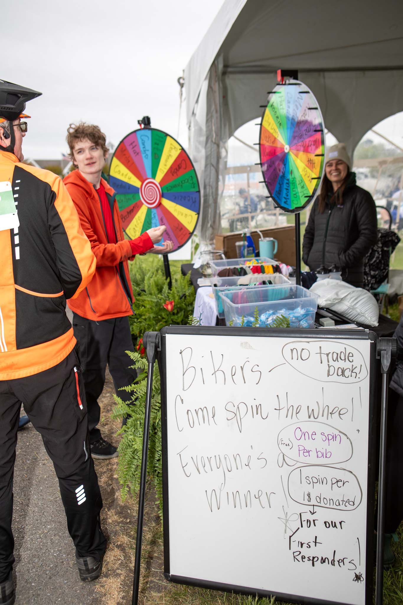 OceantoBayBikeTour2026_MichMallonPhoto-058