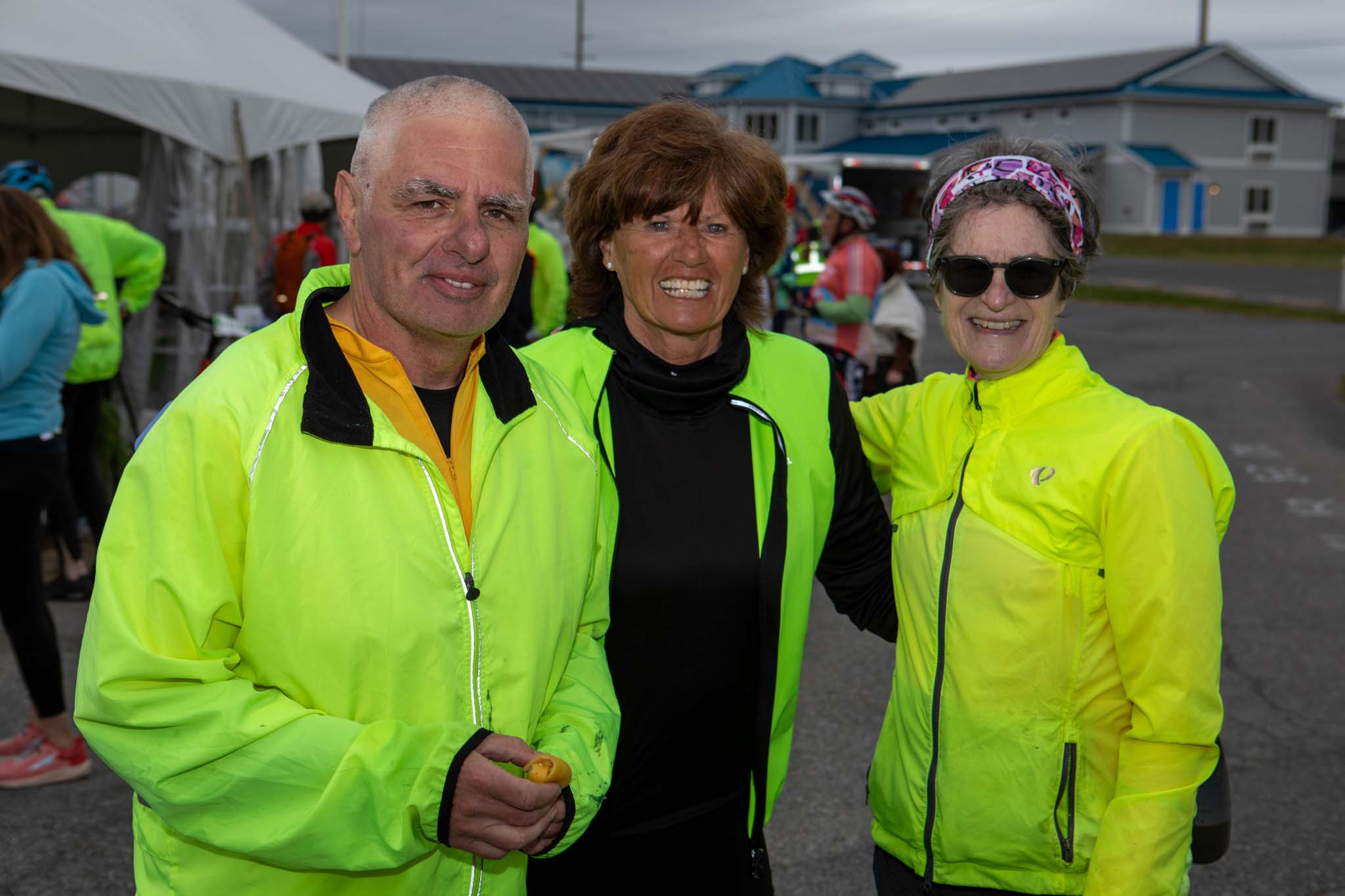 OceantoBayBikeTour2026_MichMallonPhoto-064