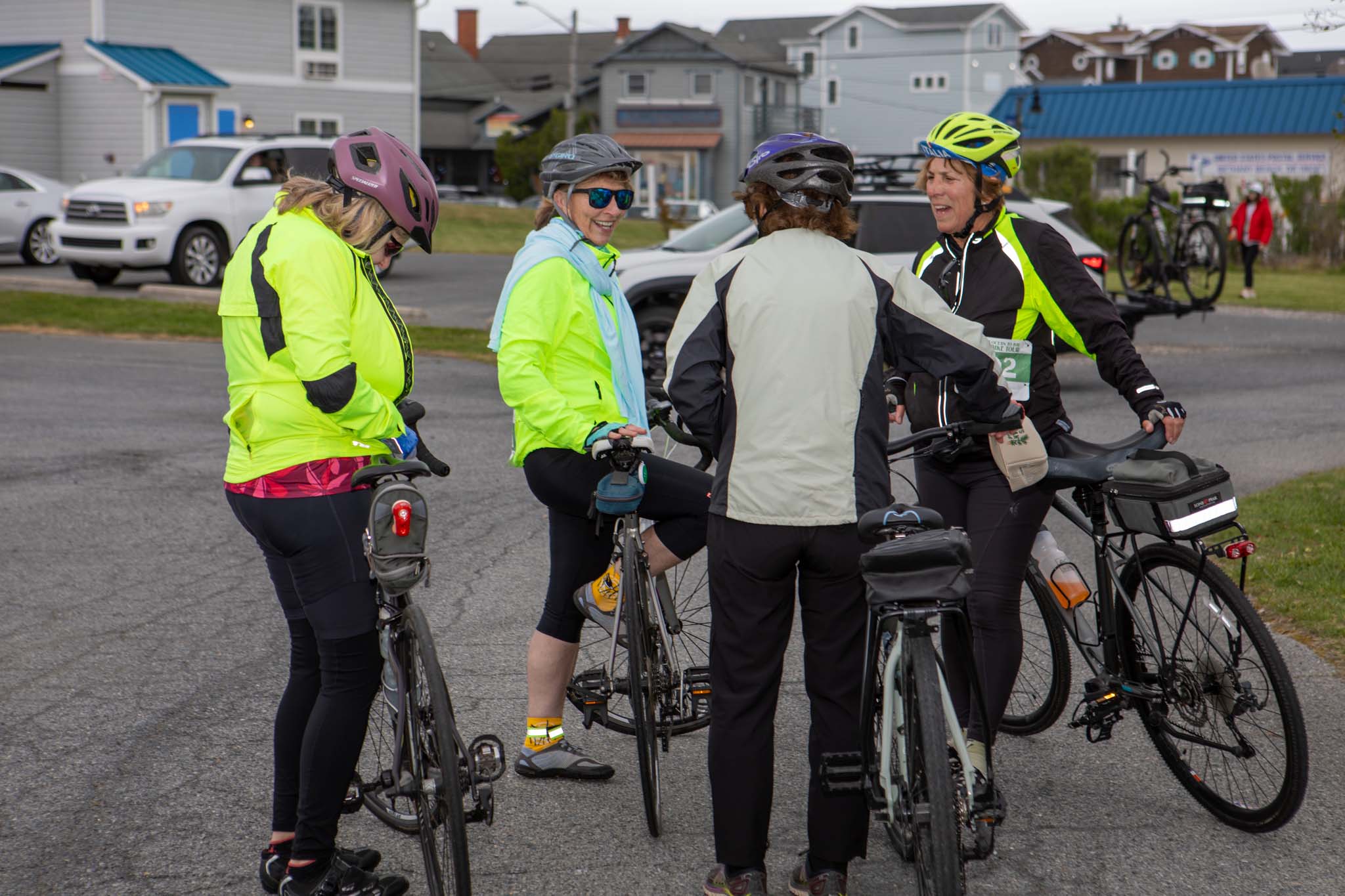 OceantoBayBikeTour2026_MichMallonPhoto-088