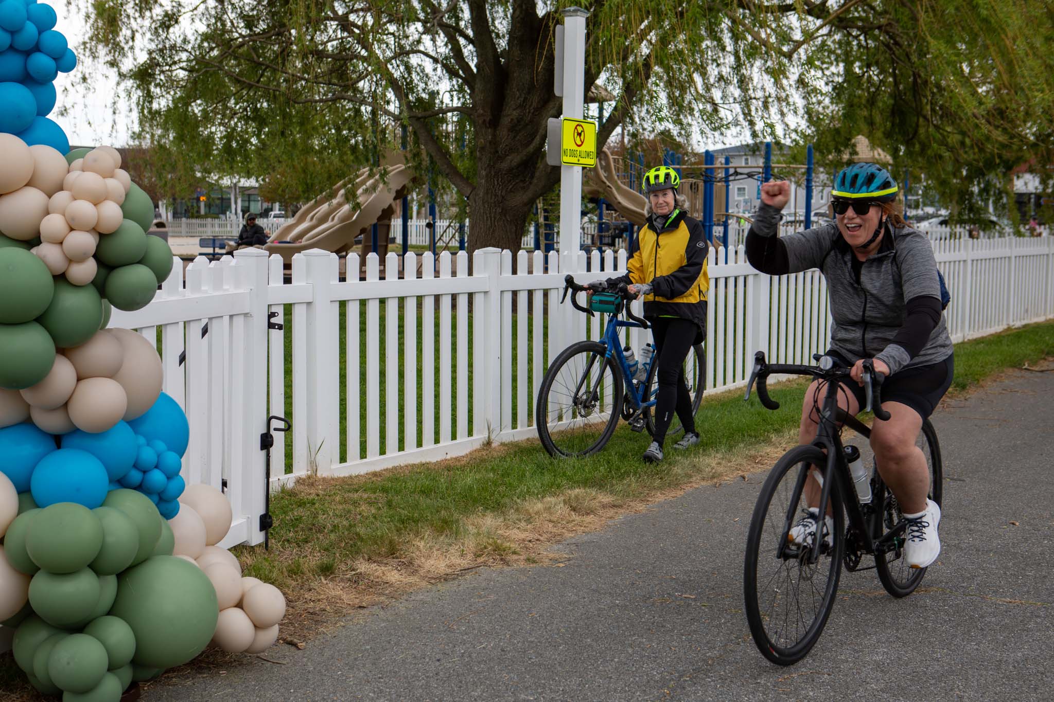 OceantoBayBikeTour2026_MichMallonPhoto-124