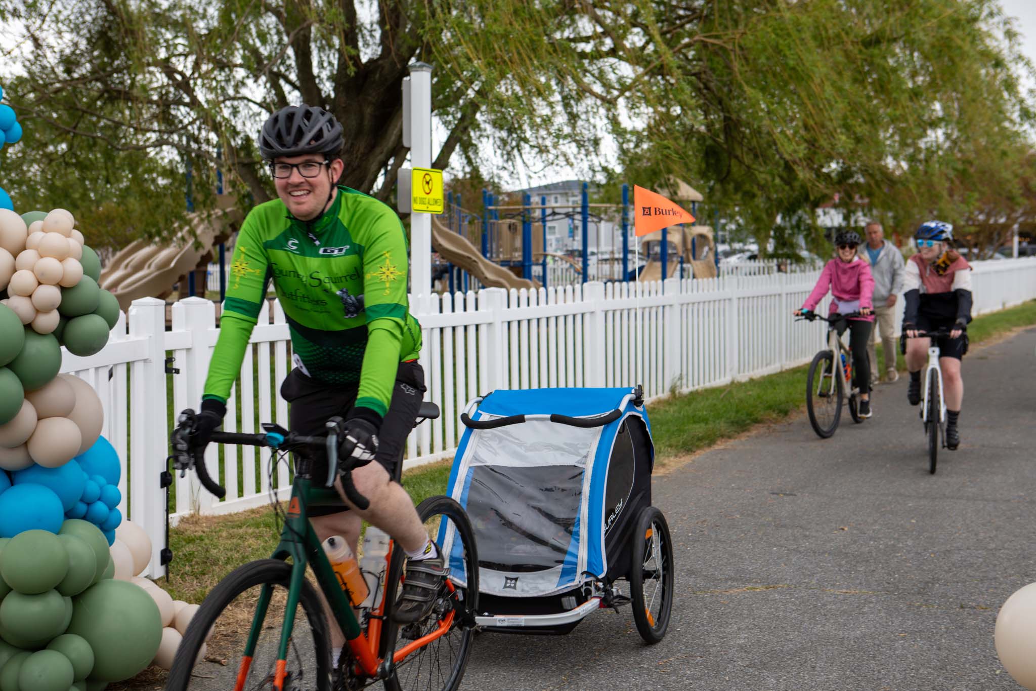 OceantoBayBikeTour2026_MichMallonPhoto-125