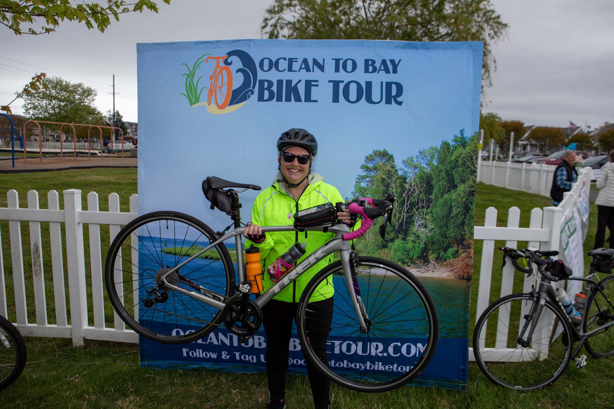 OceantoBayBikeTour2026_MichMallonPhoto-204