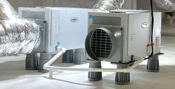 DE Crawlspace Equipment and Machinery