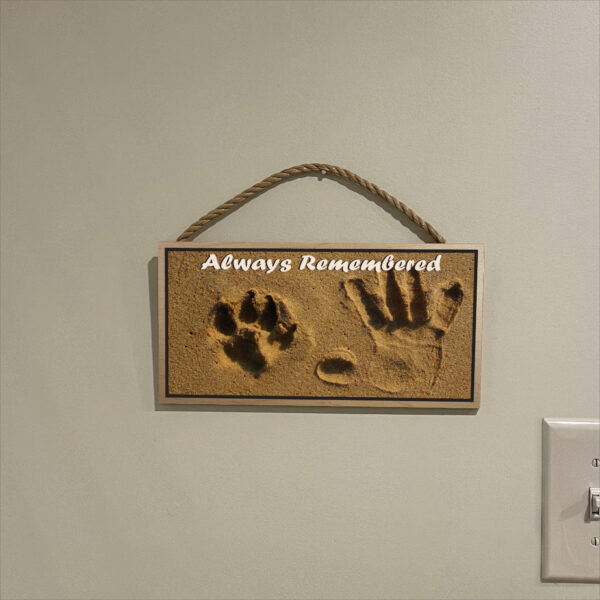 Wood Sign (M) * Hands / Remembered