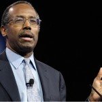 Benjamin Carson gives a speech with hand cues
