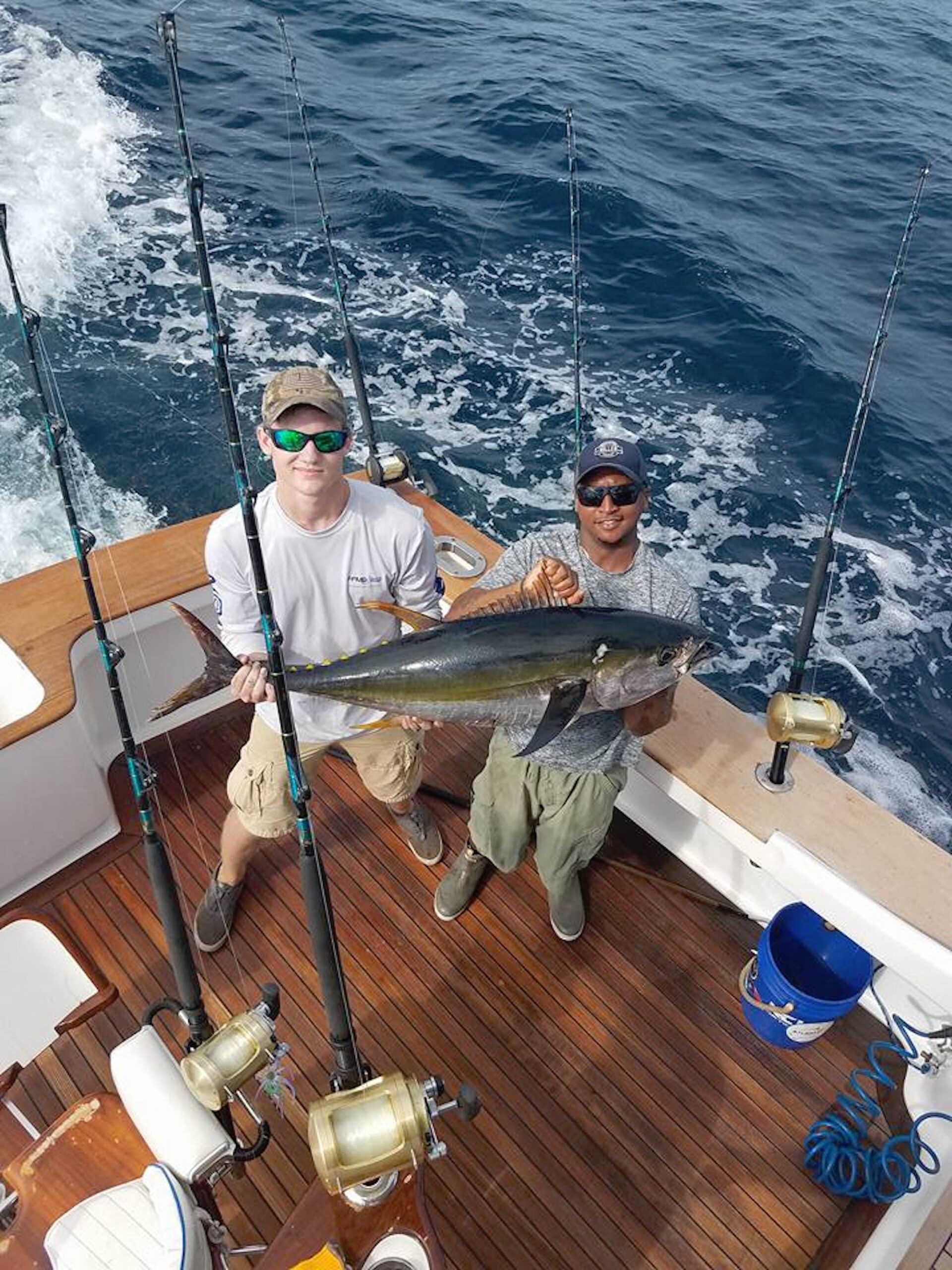 Yellowfin, Hammerhead, Flounder and Rays