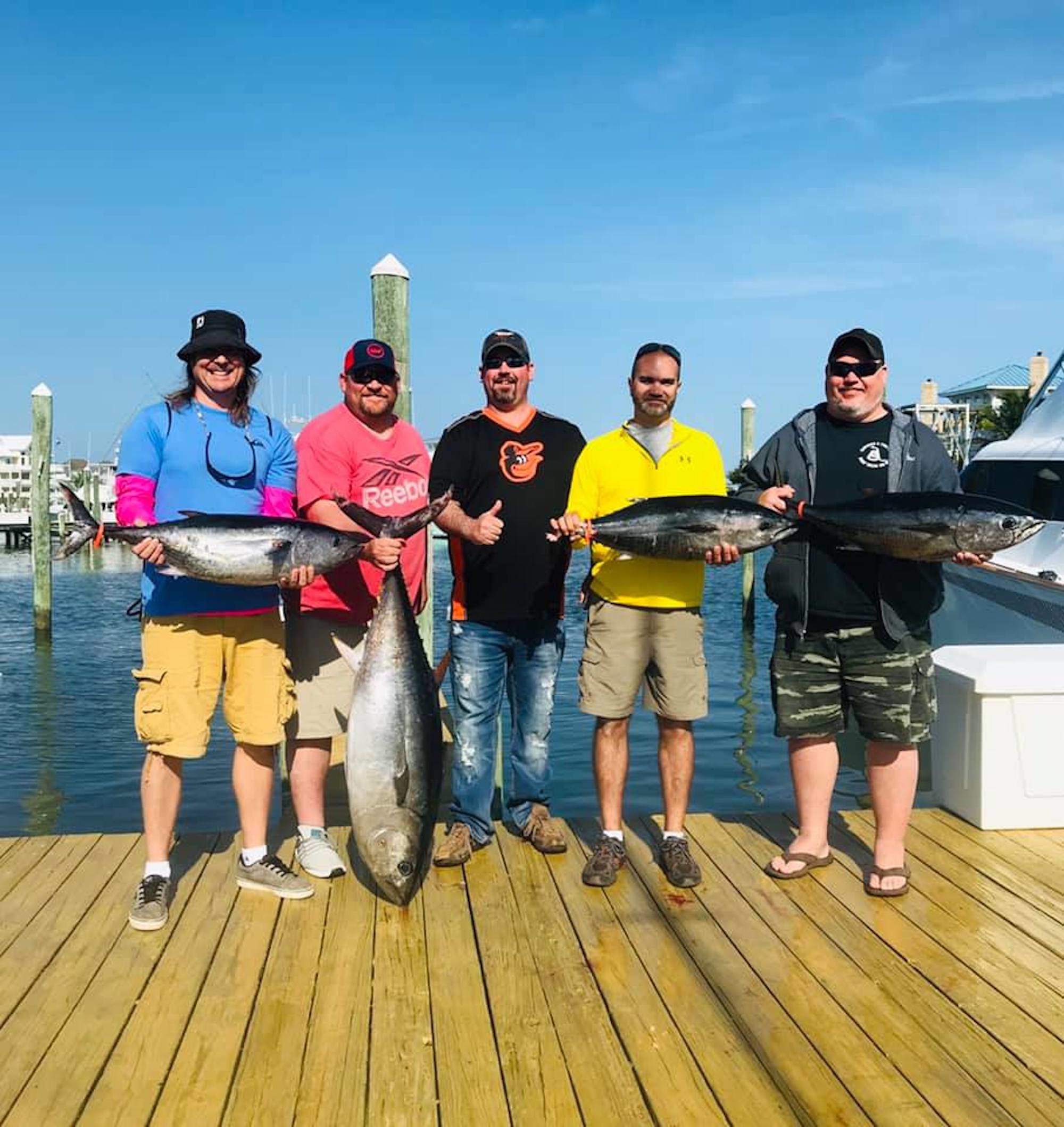 Catching Tunas