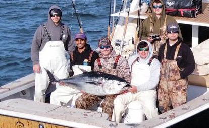 100 Pound Bluefin Tuna 1 Mile Off The Beach
