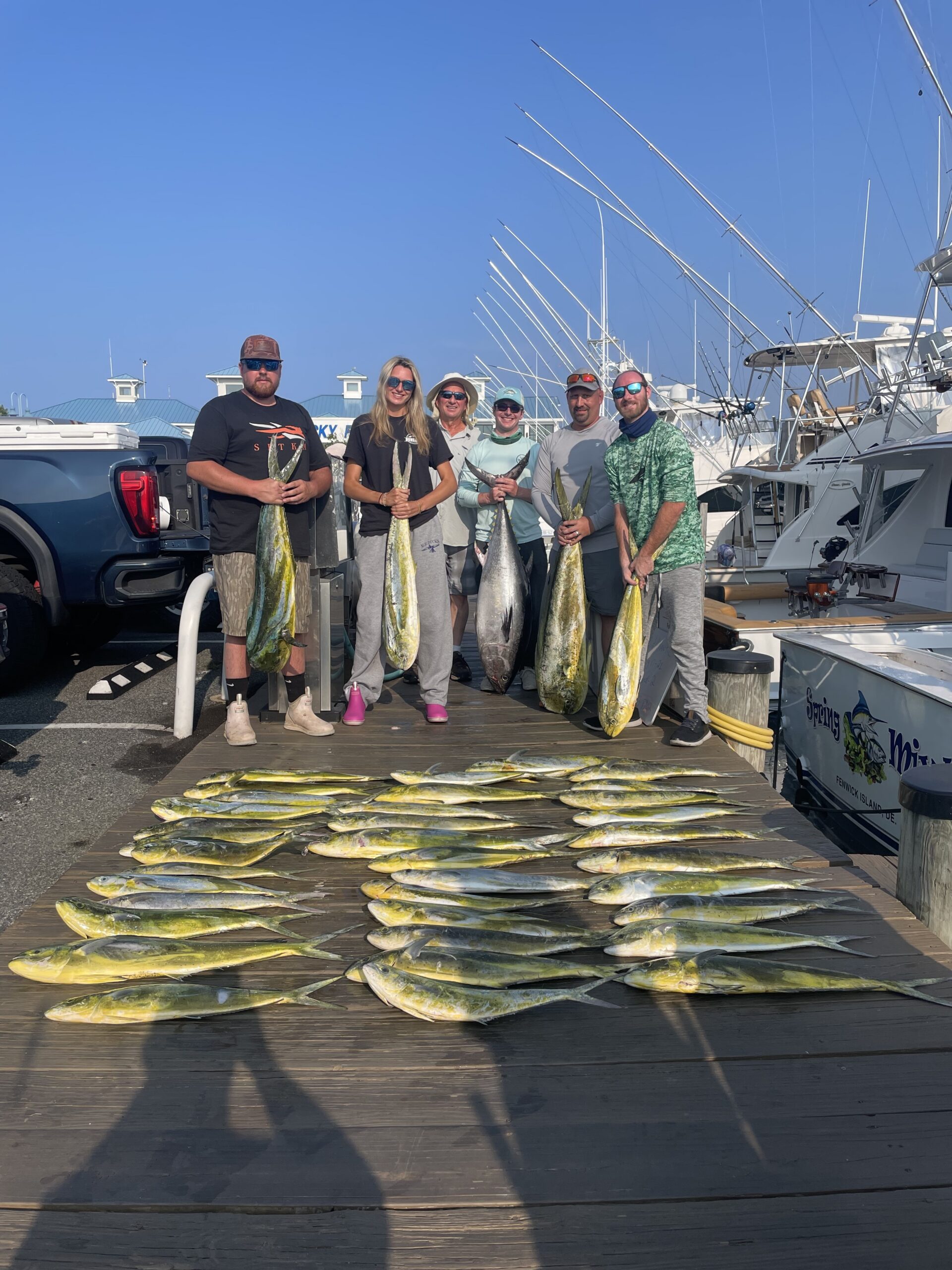 Good Fishing Before The Wind Blows