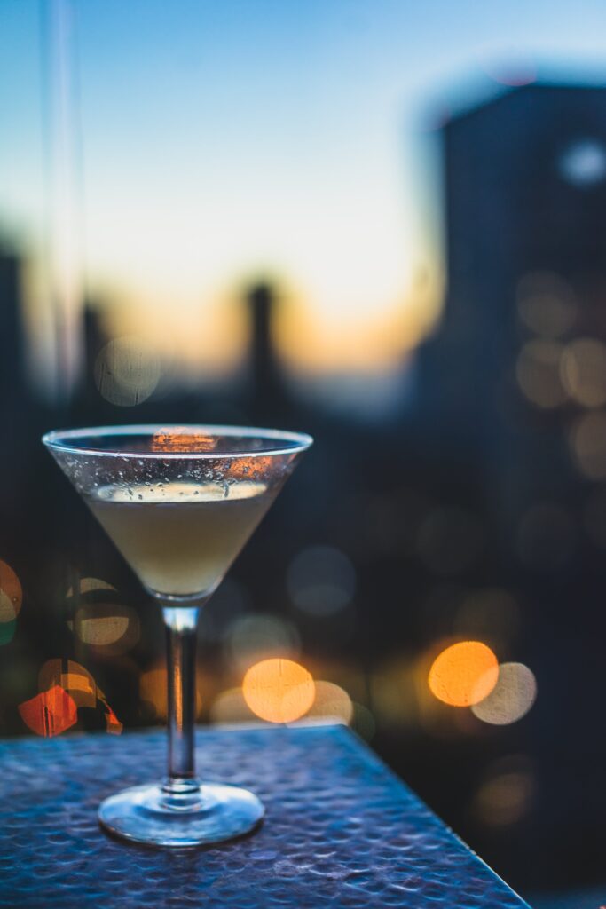 laguna rooftop lounge martini