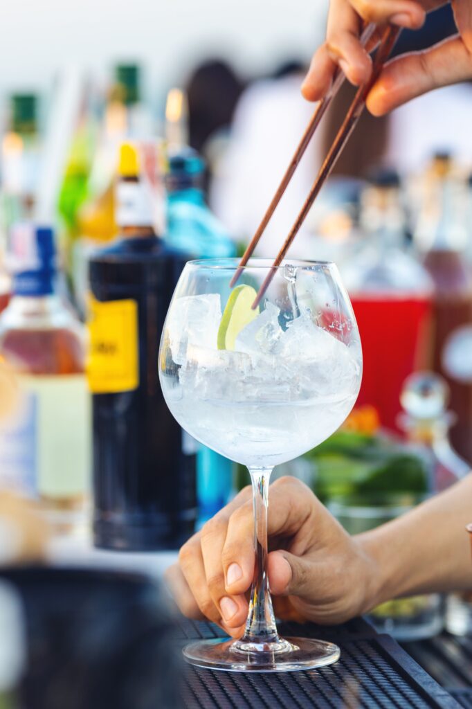 laguna rooftop lounge bartender making drink