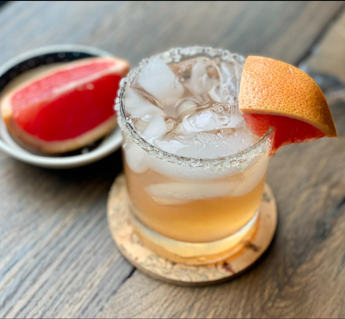 cocktail with grapefruit