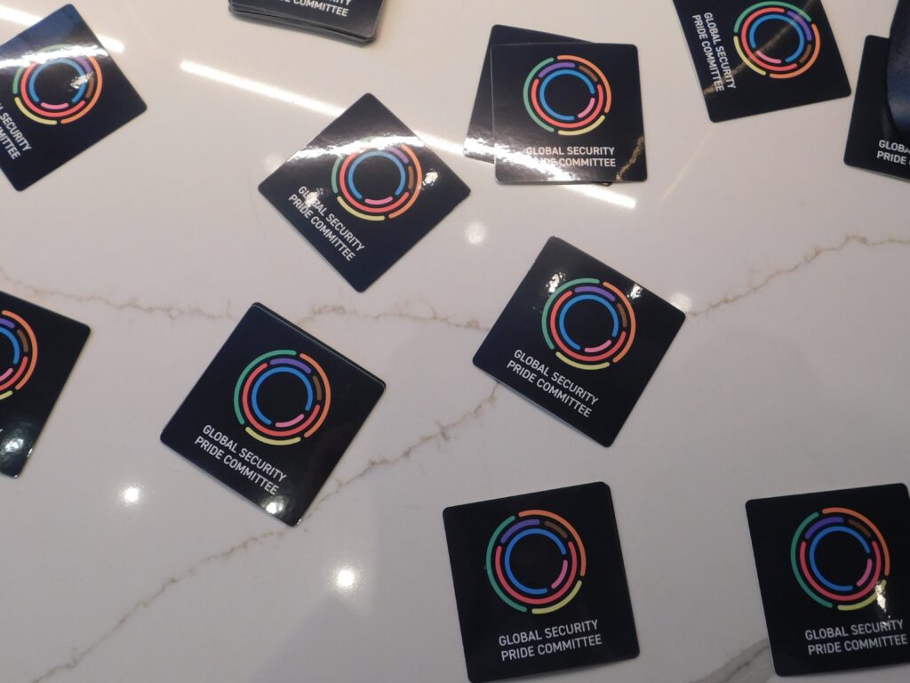 a bunch of business cards sitting on top of a table