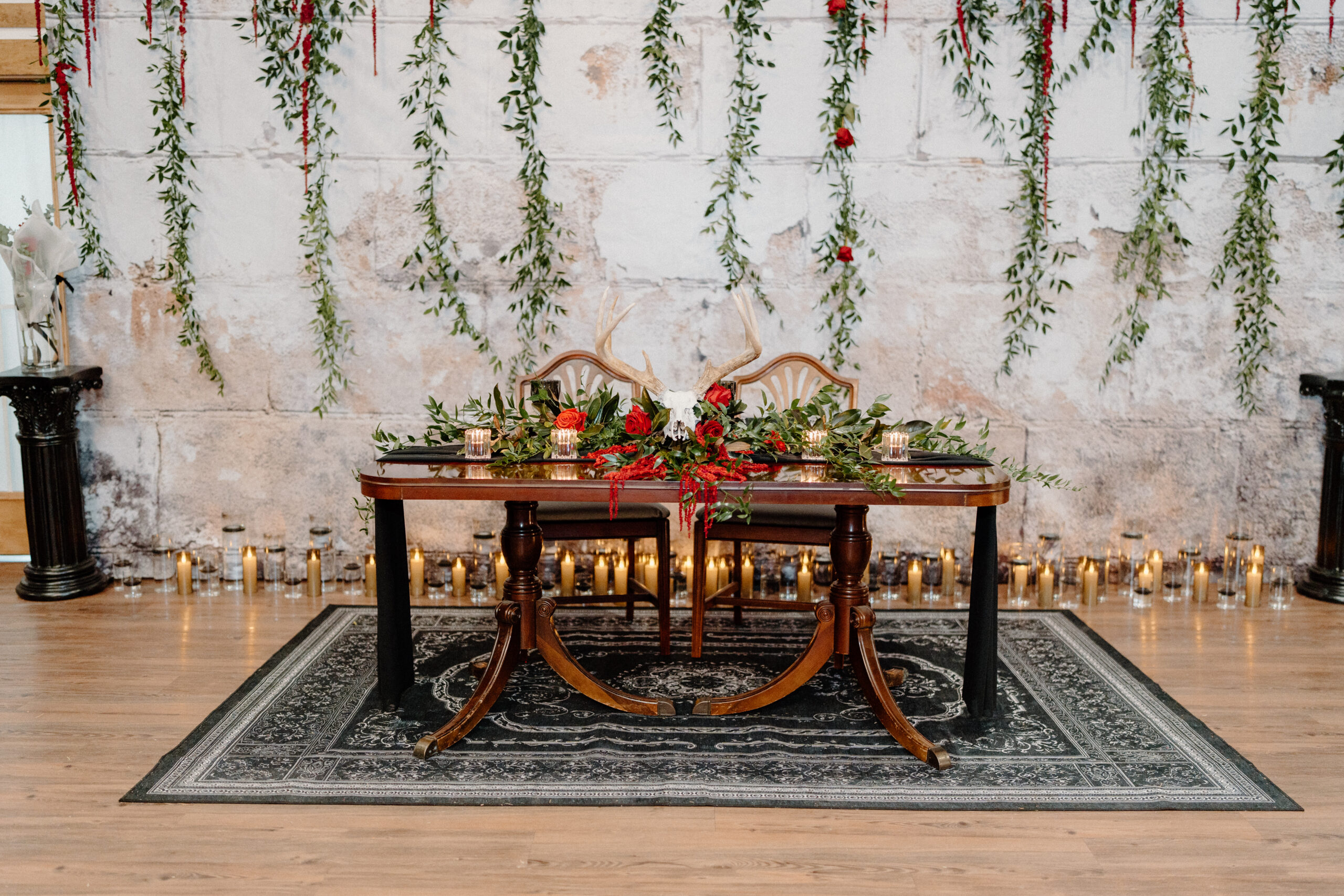 Winter wedding decor