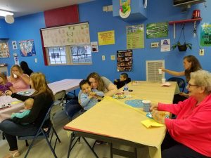 kids at table eating snacks