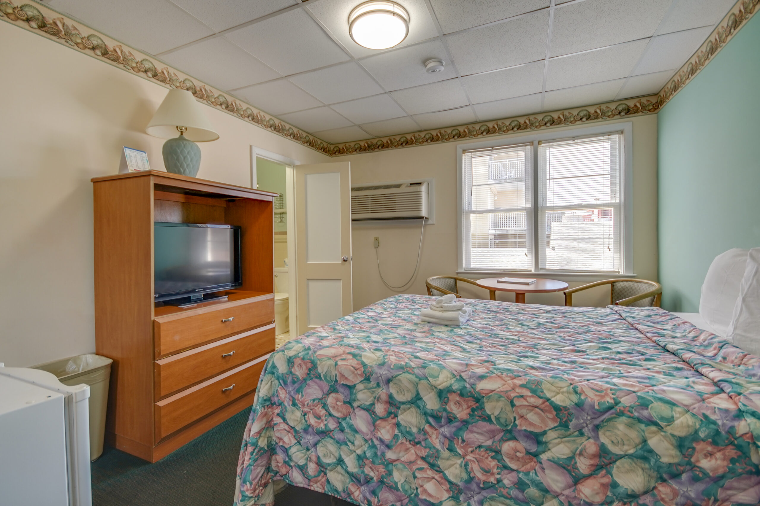 standard room with one double bed ocean view