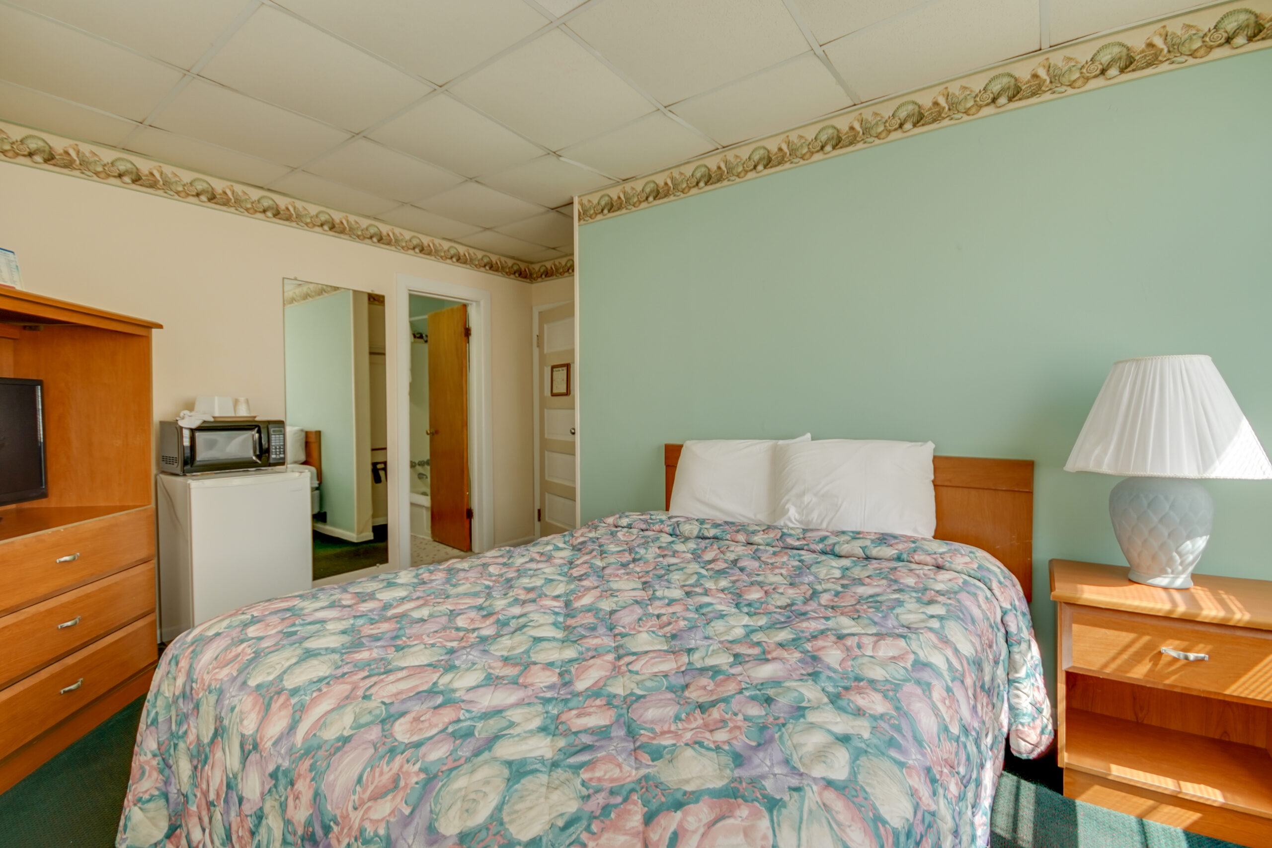queen room majestic hotel