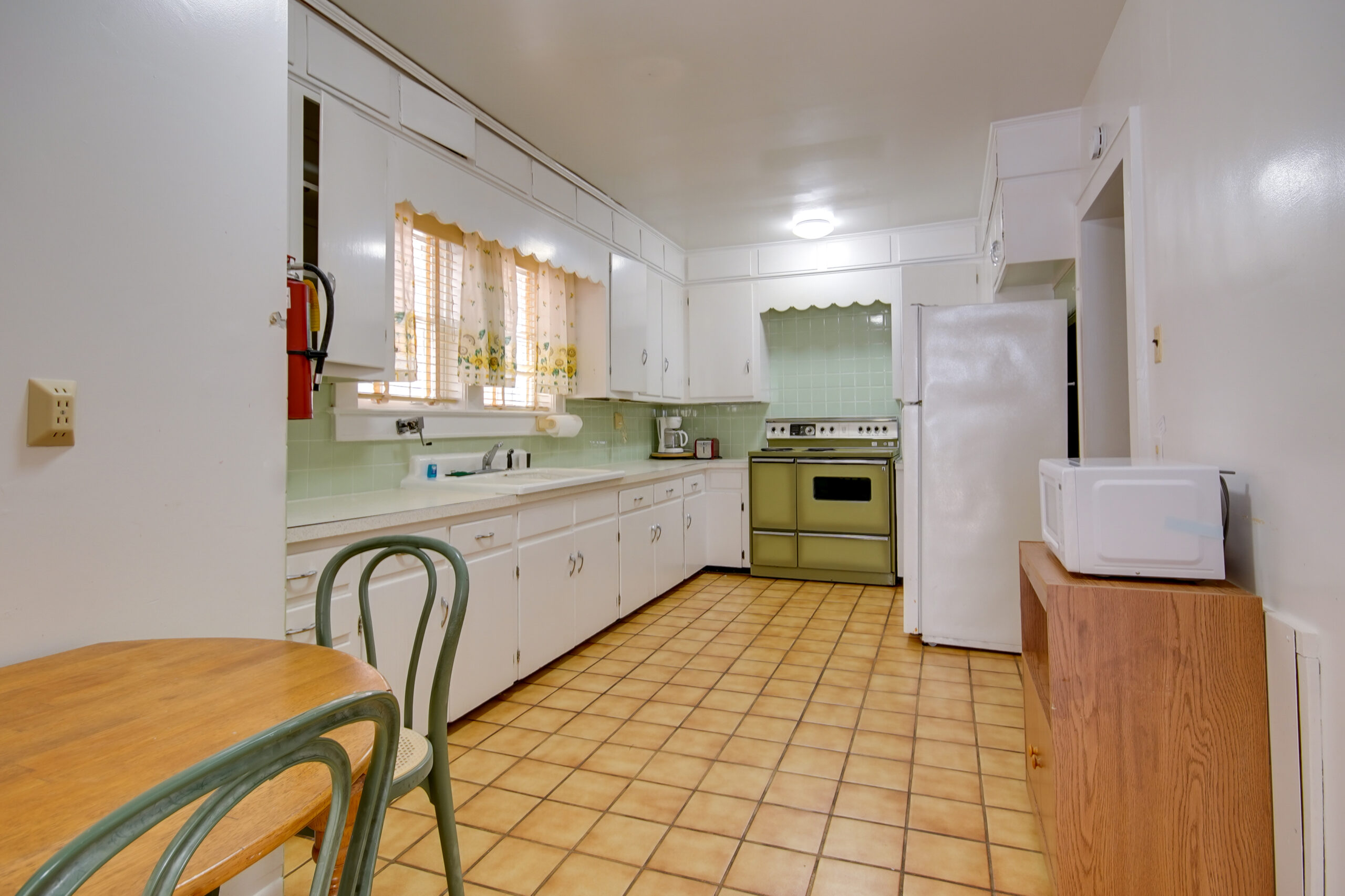 unit 101 kitchen