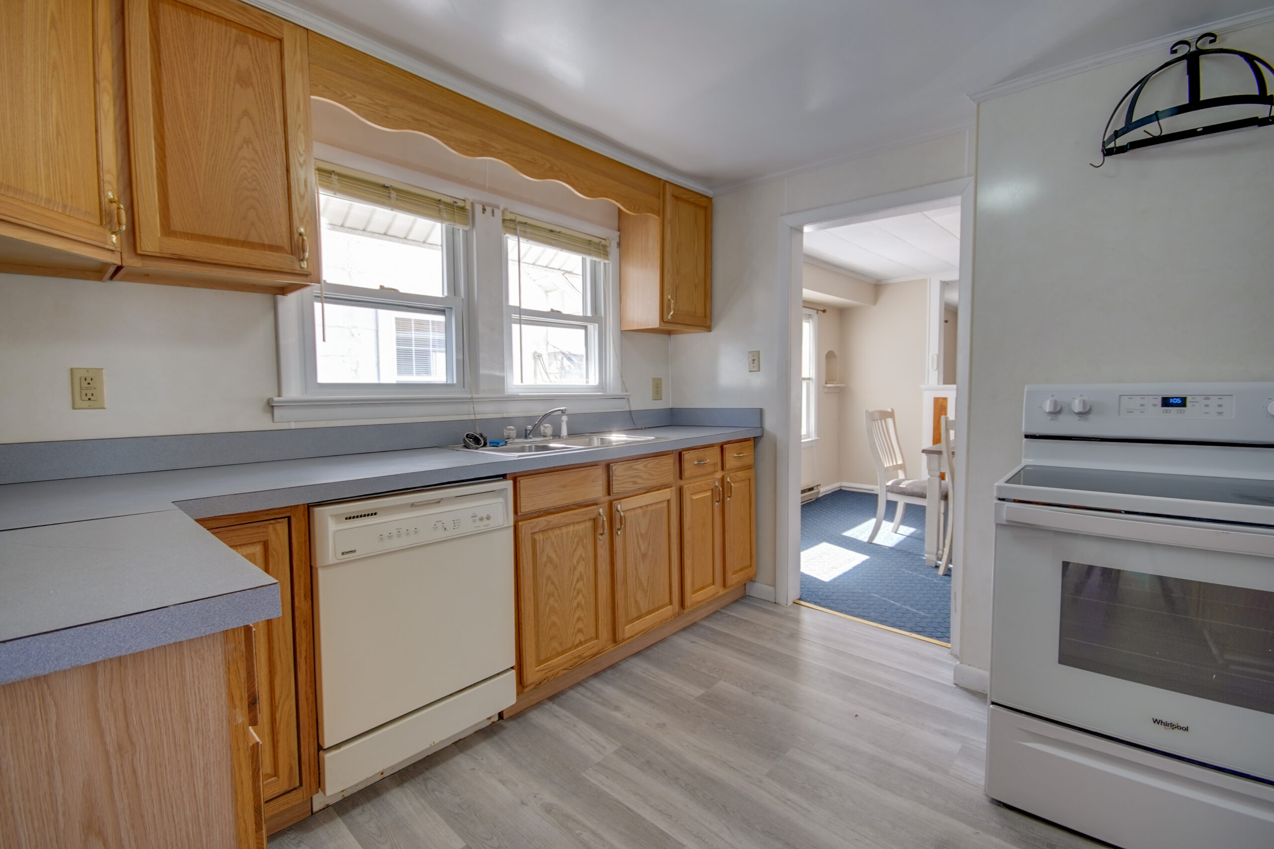 unit 103 kitchen