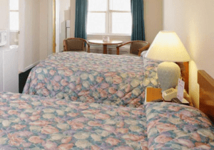 double bedroom with 2 full size beds