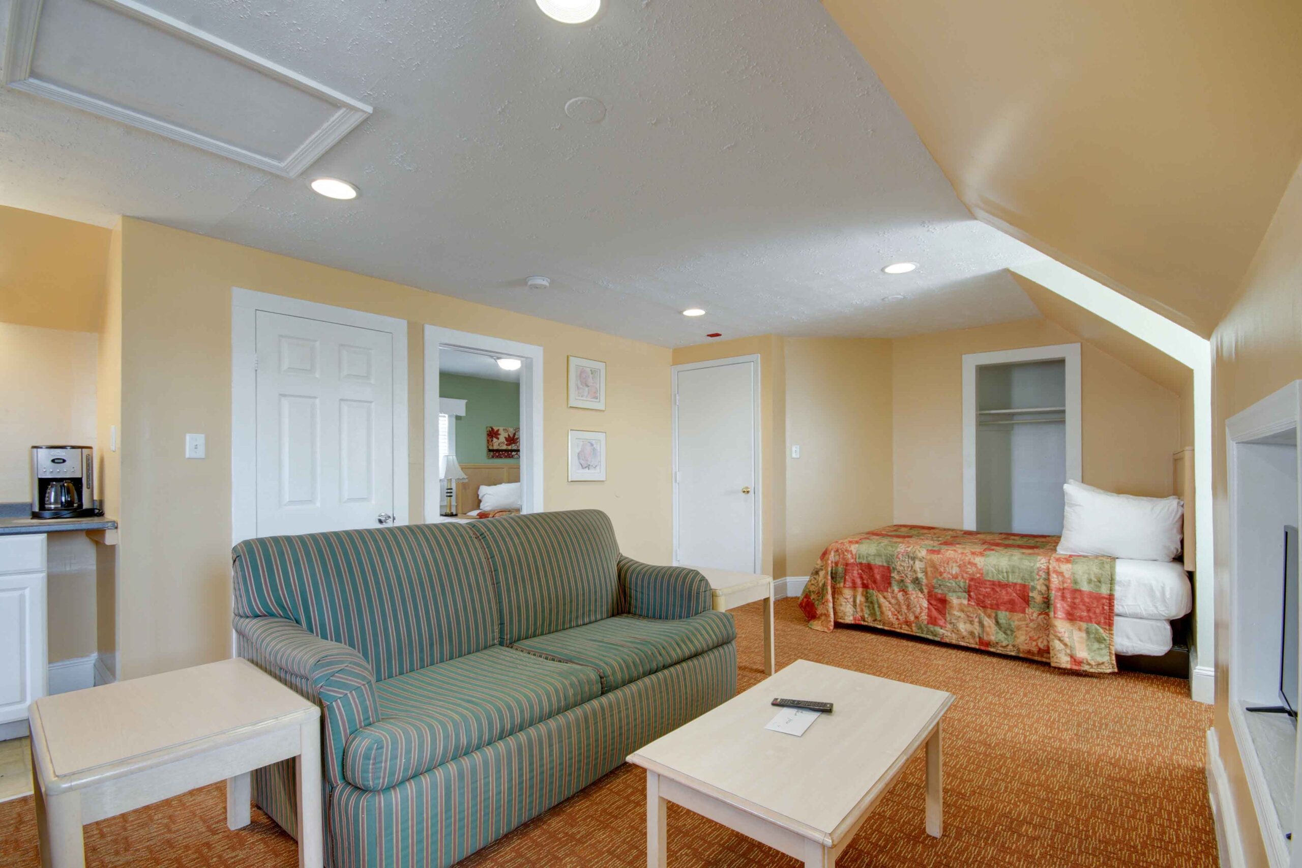 apartment living room