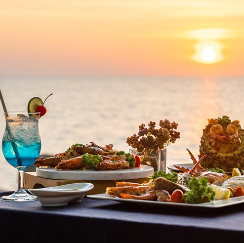 Dinner and drinks bayside sunset in Ocean City