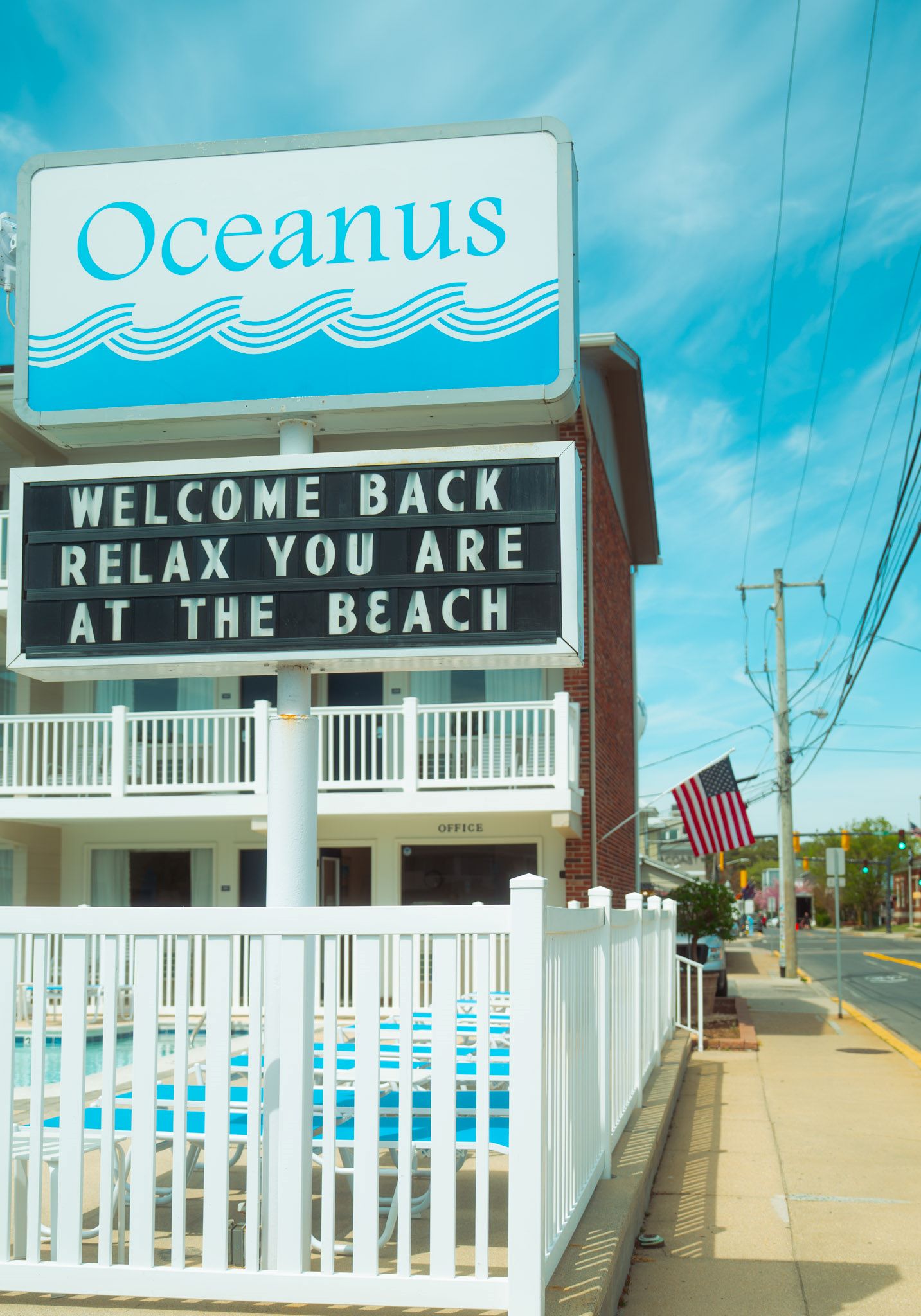 Oceanus Motel outdoor sign
