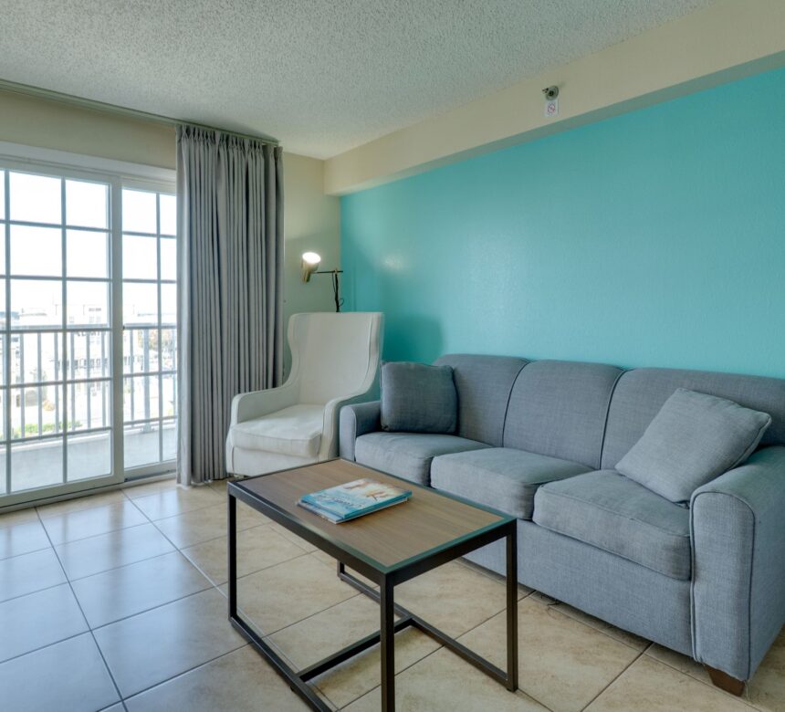 Paradise Plaza Inn Guest Room