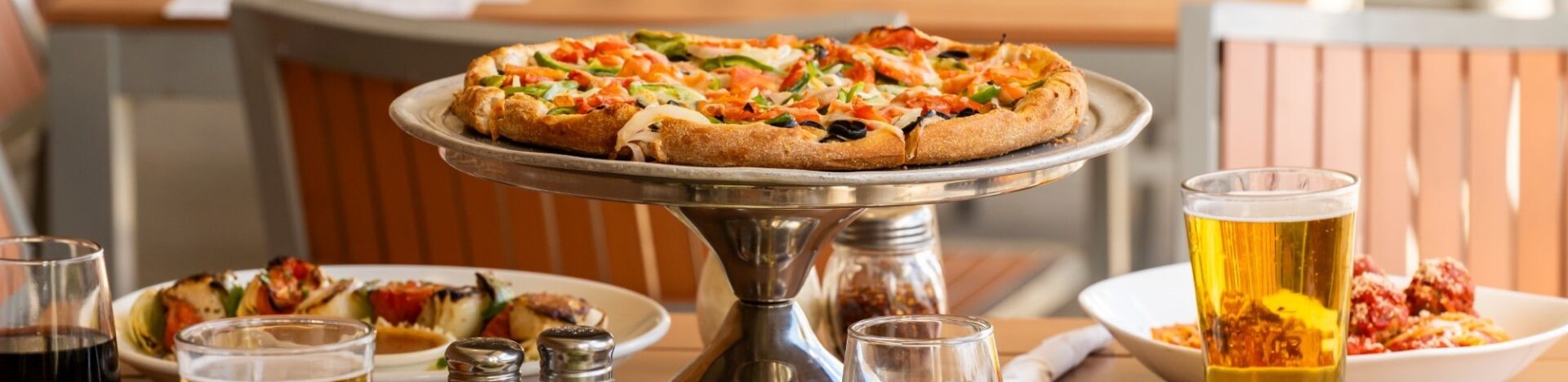 Primo Family Restaurant veggie pizza