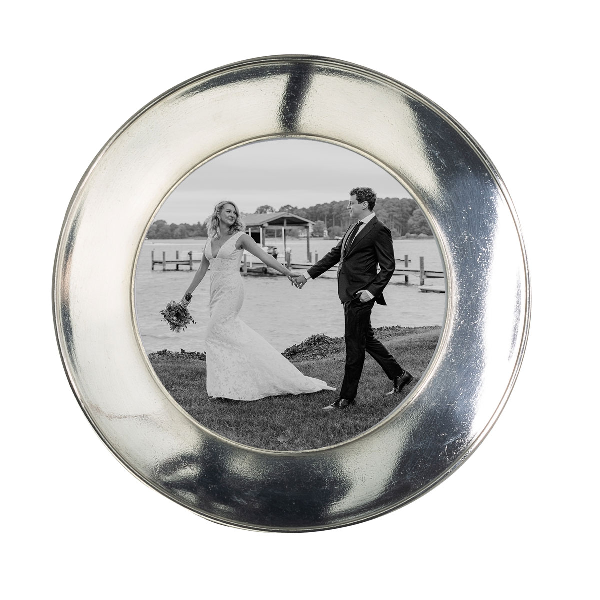 round-cambridge-wedding-frame-talbot-manor-pewter