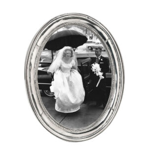 Caroline 5 x 7 Oval Frame