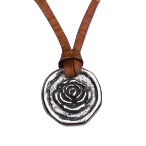 June Pendant Necklace