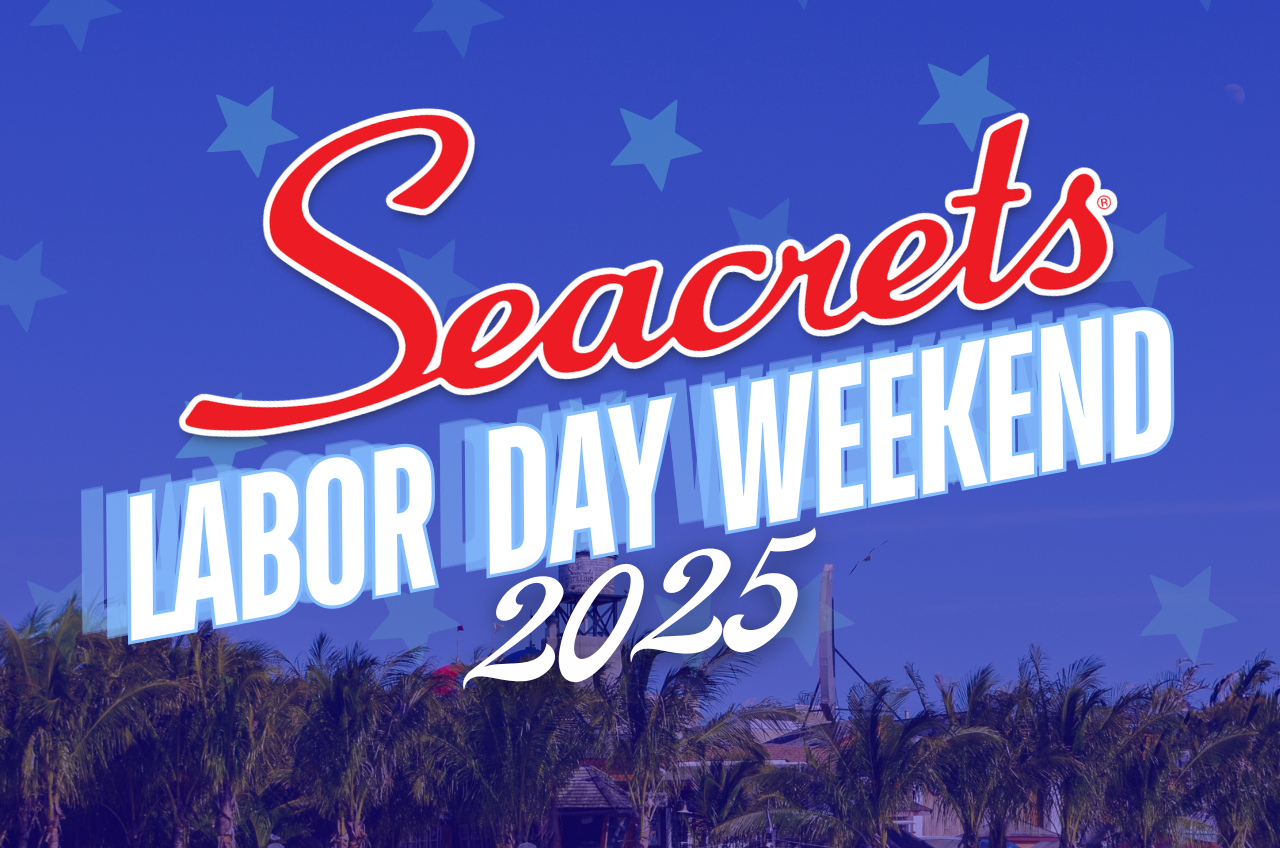 a sign for a labor day weekend with palm trees in the background