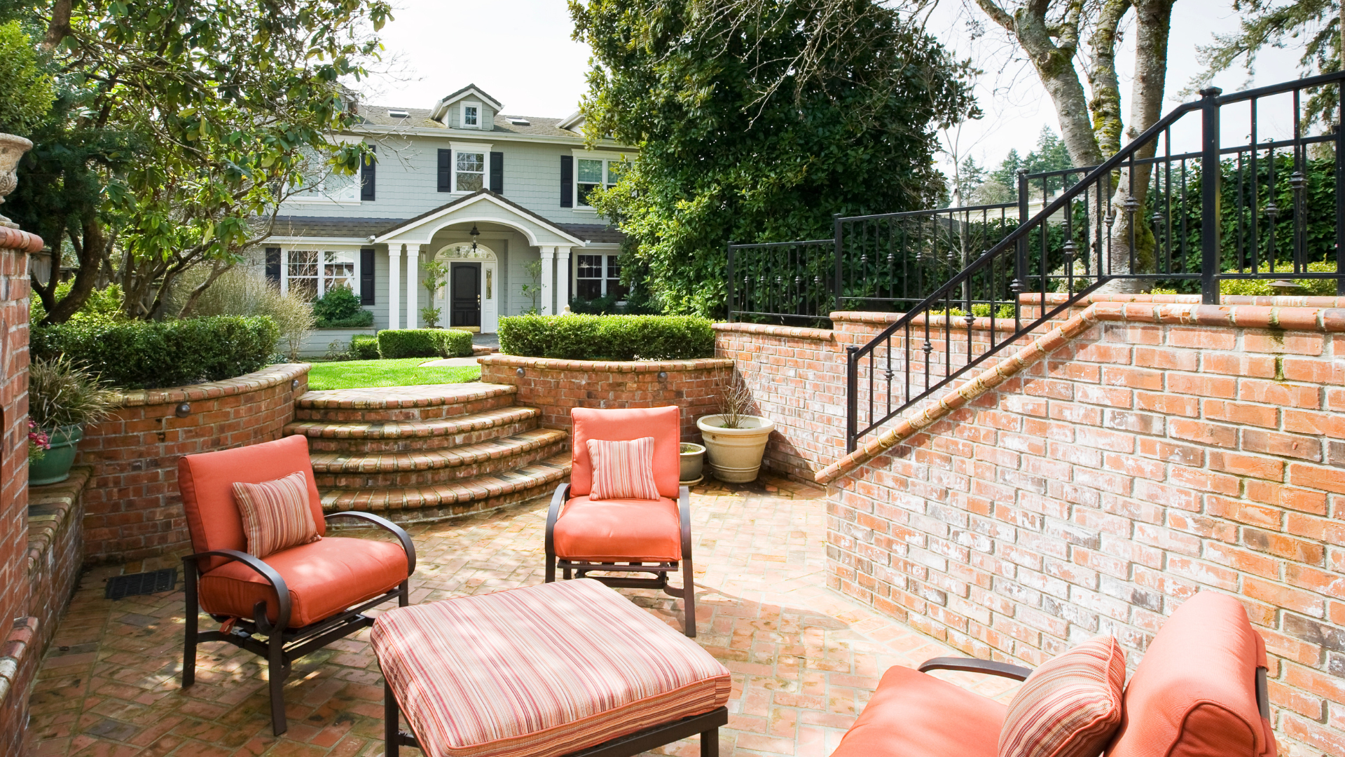 Hardscape & Outdoor Living