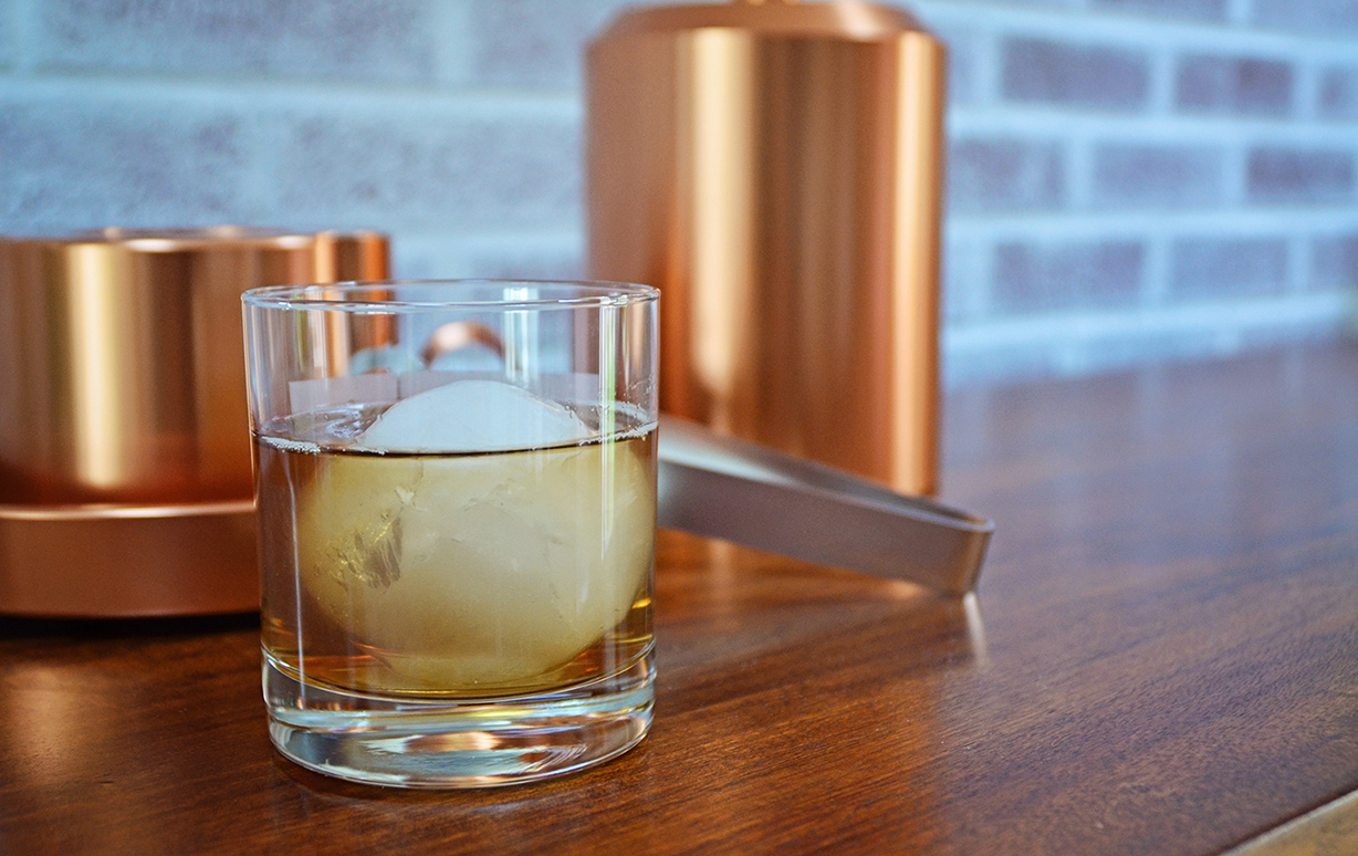 Copper cylinder with ice ball
