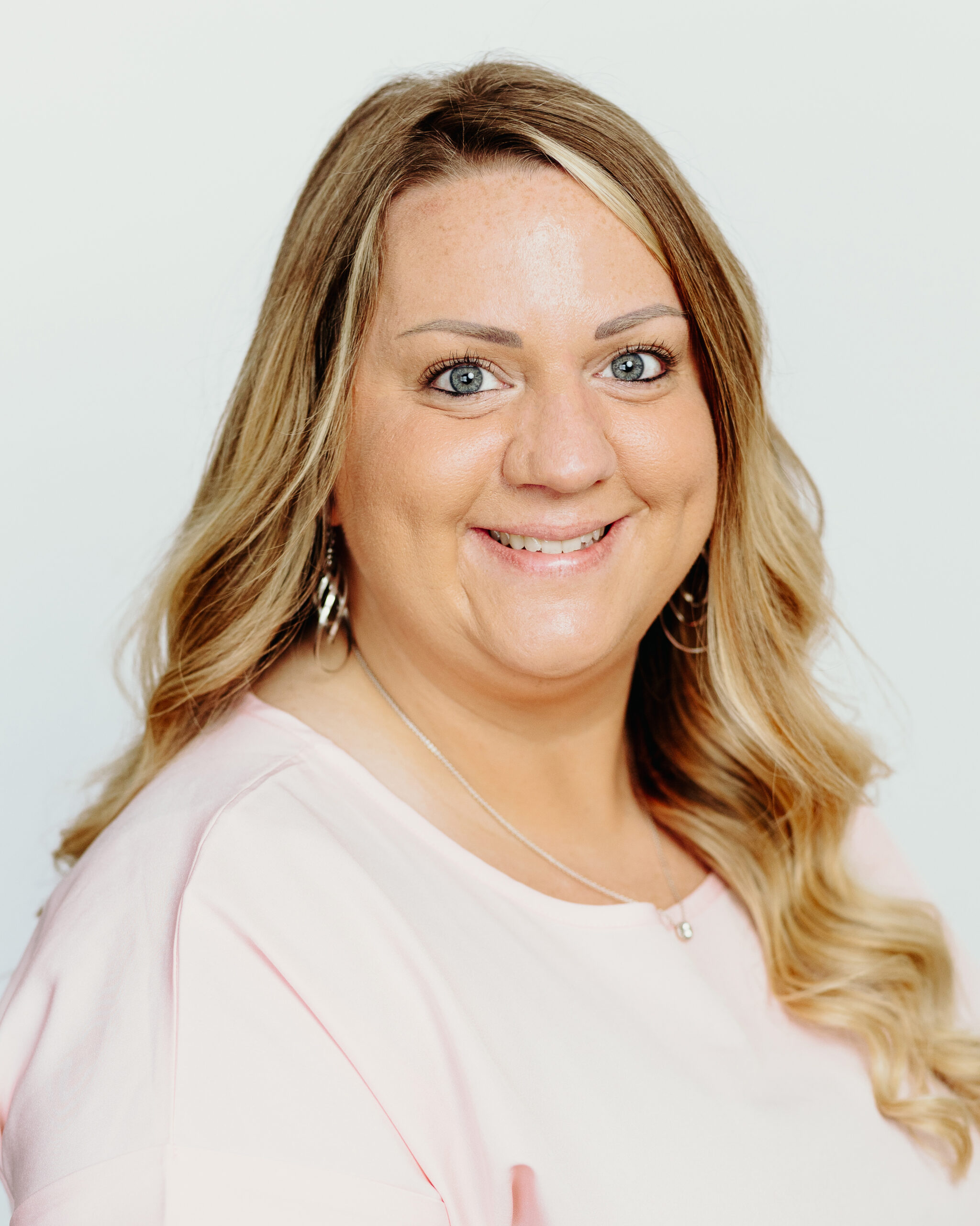 Ashleigh Valdes Headshot