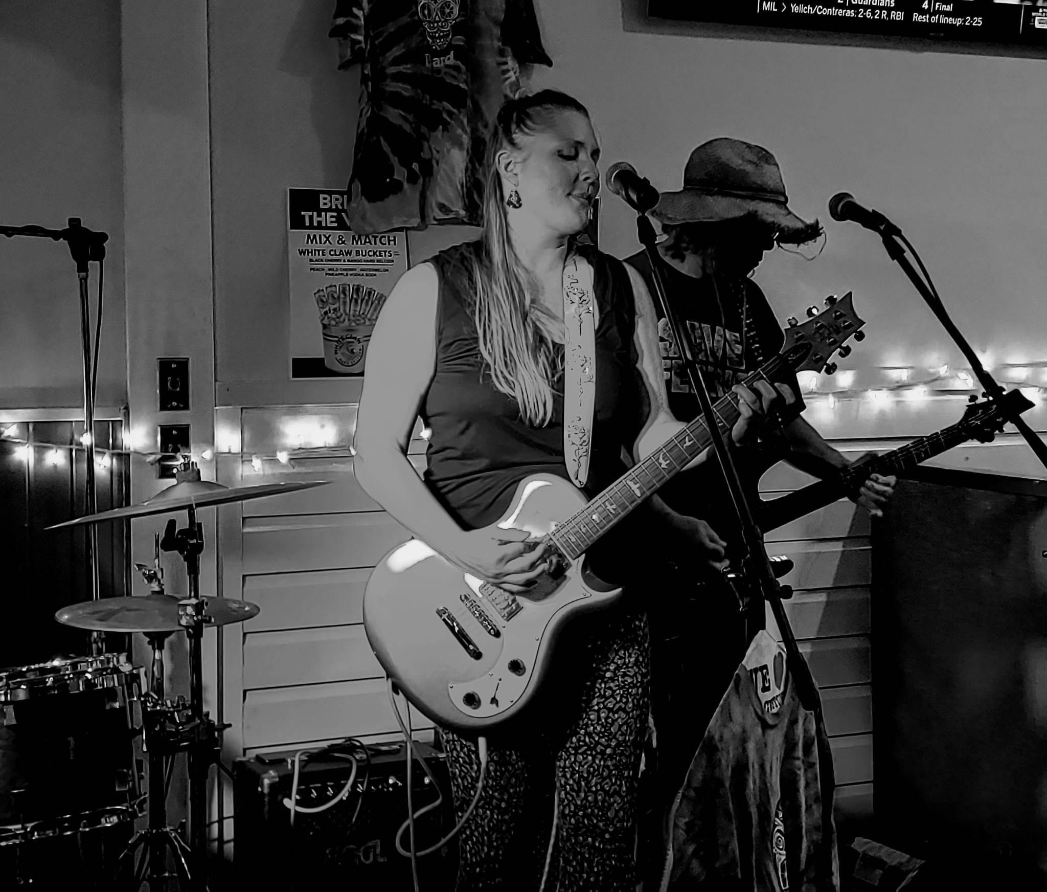 Lime Green band performing live at Windmill Creek Vineyard & Winery