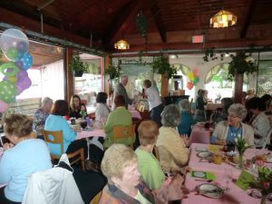 people dining at lunch charity event